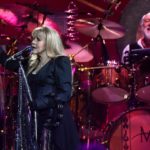 Οι Fleetwood Mac επανασυνδέονται με τη Στίβι Νικς για παγκόσμια περιοδεία το 2018