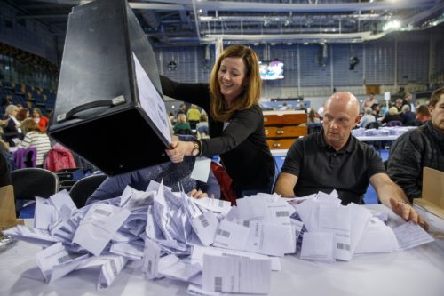 Βρετανικές εκλογές: Τί επιφυλάσσει η επόμενη μέρα