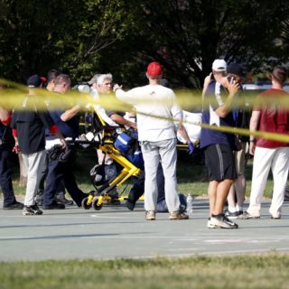 Ουάσινγκτον: 5 άνθρωποι μεταφέρθηκαν σε νοσοκομεία μετά τους πυροβολισμούς στο γήπεδο του μπέιζμπολ