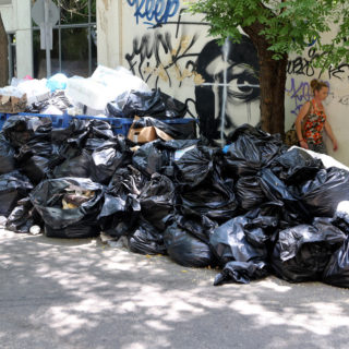 Τι συμβαίνει με τα σκουπίδια