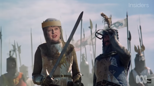 H Theresa May συναντά τους Monty Python (BINTEO)