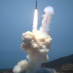 Εκτόξευση πολλαπλών πυραύλων από την Βόρεια Κορέα