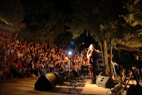 Ακυρώνονται οι εκδηλώσεις των «Υακίνθειων» για το φετινό καλοκαίρι