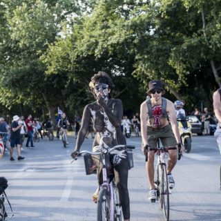 Η 10η Γυμνή Ποδηλατοδρομία σε 34 εικόνες