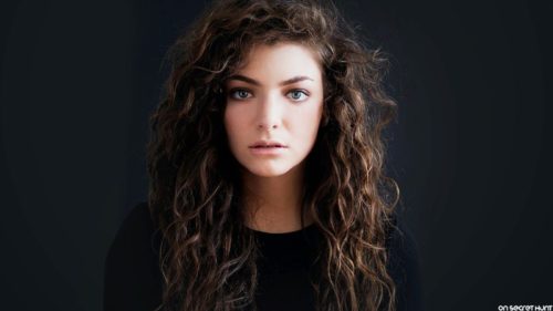 Η Lorde ανεβαίνει στο No. 1 των Billboard charts