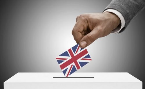 Το Δημοκρατικό Ενωτικό Κόμμα της Βόρειας Ιρλανδίας δεν σχολιάζει τις πληροφορίες ότι συμφώνησε να στηρίξε τη Μέι