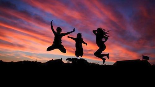 Οι Αυστριακοί κατακλύζουν την Ελλάδα!