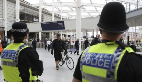 Επίθεση Μάντσεστερ: Εκκένωση περιοχής λόγω ύποπτου αυτοκινήτου