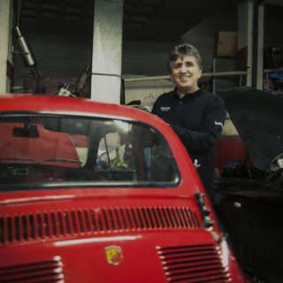 Λεωνίδας Κύρκος: Ένα Απόγευμα Με Τον Έλληνα Οδηγό Του Αιώνα