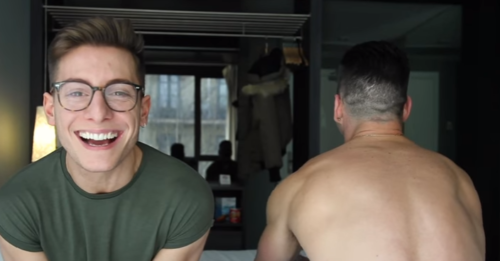 Όλα όσα θέλατε να ρωτήσετε έναν πορνοστάρ (βίντεο)