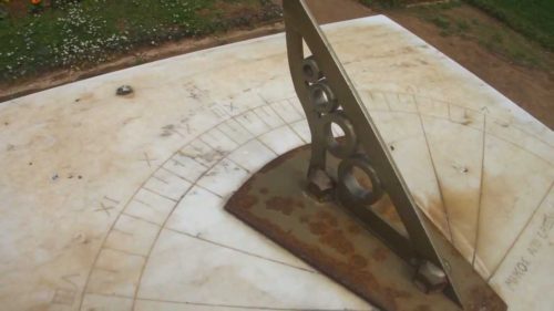 Ένας θεατρικός περίπατος στον Εθνικό Κήπο με τον Θοδωρή Γκόνη