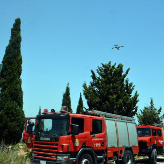 Εξασθενούν προσωρινά οι βοριάδες αλλά κατά τόπους παραμένει υψηλός ο κίνδυνος πυρκαγιών