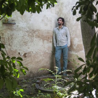 Αχ…, του Γιάννη Στίγκα