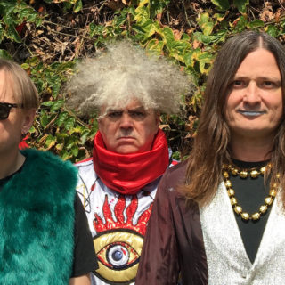Melvins – A Walk With Love And Death