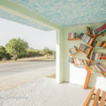 Τι συμβαίνει όταν παίρνεις το λεωφορείο 58 του ΟΑΣΘ; Ένα δωρεάν πνευματικό ταξίδι