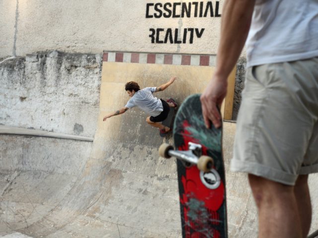 LATRAAC: Μια αυλή στον Κεραμεικό για skaters και όχι μόνο