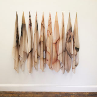 Μια νομαδική πλατφόρμα σύγχρονης τέχνης γιορτάζει το ανθρώπινο σώμα στη Λέσβο