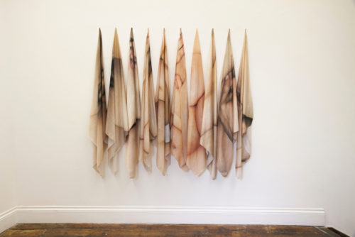 Μια νομαδική πλατφόρμα σύγχρονης τέχνης γιορτάζει το ανθρώπινο σώμα στη Λέσβο