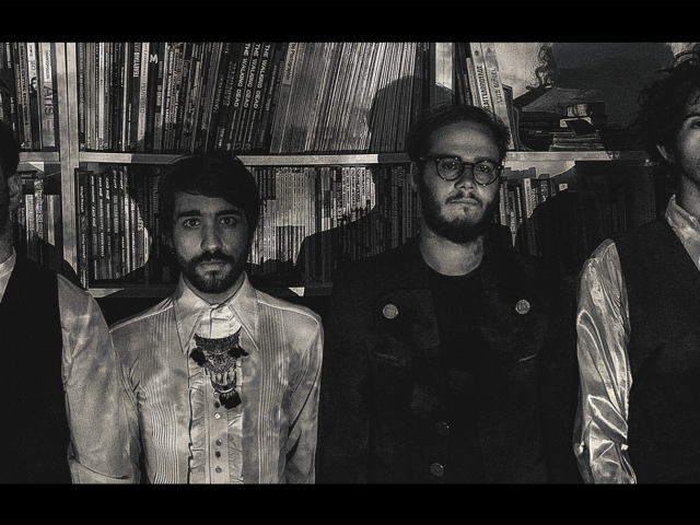 Devamp Javu σημαίνει funk grooves, ψυχεδέλεια και ελληνικός στίχος