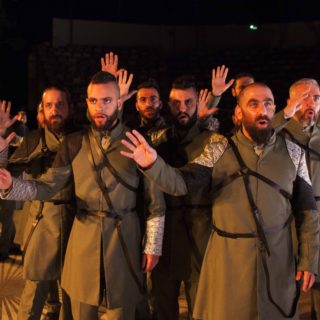 Άρης Μπινιάρης: «Σήμερα μοιάζουμε περισσότερο με τους αρχαίους Πέρσες, παρά με τους Έλληνες»