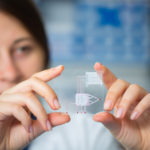 “Θαυματουργό” νανοτσίπ θεραπεύει τραύματα και αναγεννά όργανα με ένα απλό άγγιγμα (βίντεο)