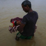 Ινδία-Νεπάλ-Μπανγκλαντές: Τουλάχιστον 165 νεκροί από πλημμύρες