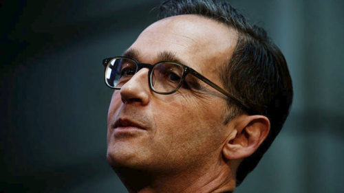 Γερμανός υπουργός κατηγορεί τον Trump ότι υποτιμά την ακροδεξιά βία