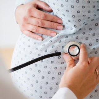 Ακόμη και ένα τσιγάρο την ημέρα κατά την εγκυμοσύνη αυξάνει τον κίνδυνο αιφνίδιου θανάτου του βρέφους