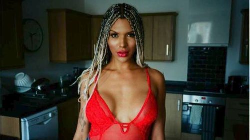 Χαρακτήρισε τους λευκούς «ρατσιστές» και απολύθηκε