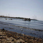 Η Ε.Ε στέλνει σκάφος απορρύπανσης για την αντιμετώπιση της πετρελαιοκηλίδας