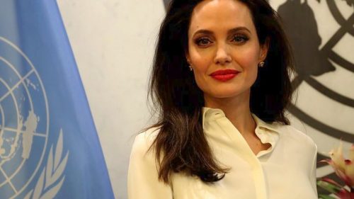 Η Αντζελίνα Τζολί υποψήφια για Όσκαρ με την Καμπότζη