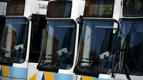 Στάση εργασίας σε λεωφορεία και τρόλεϊ