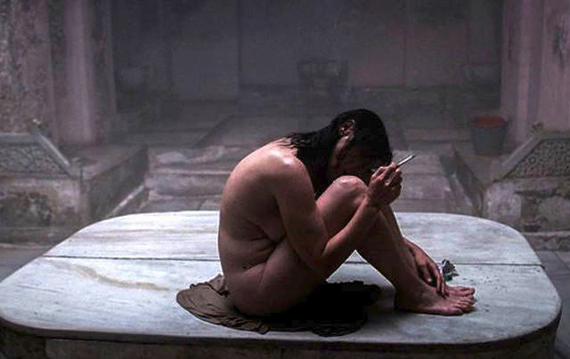 Χαμάμ γυναικών, καταφύγιο σ’ έναν κόσμο που βράζει