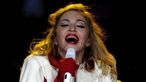 Η Μαντόνα σε σκηνή stand up comedy