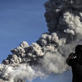 Ινδονησία: 47 νεκροί από έκρηξη σε εργοστάσιο κατασκευής πυροτεχνημάτων