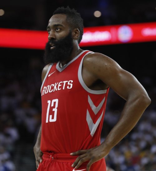O James Harden έβαλε ένα από τα πιο «προκλητικά» τρίποντα στην ιστορία του ΝΒΑ [ΒΙΝΤΕΟ]