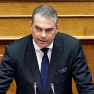Βουλευτής της ΝΔ: Ο Θεός έπλασε τον Αδάμ και τον Γιώργο;