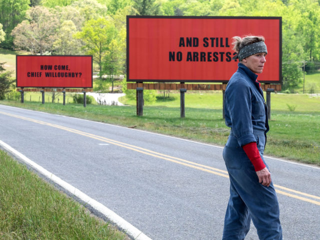 Three Billboards: Σαν να έκαναν Τwin Peaks οι αδερφοί Κοέν, αλλά πάρα πολύ αστείο…