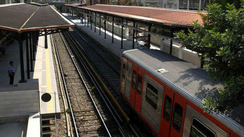 Στάση εργασίας στον ηλεκτρικό σιδηρόδρομο