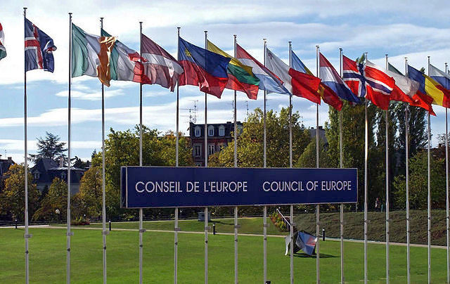 Βρυξέλλες: 13 άνθρωποι δηλητηριάστηκαν από αναθυμιάσεις σε κτίριο του Ευρωπαϊκού Συμβουλίου