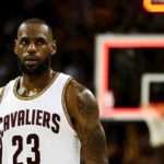 O ΛεΜπρόν Τζέιμς υπεύθυνος παραγωγής στην τηλεοπτική κωμική σειρά “White Dave”