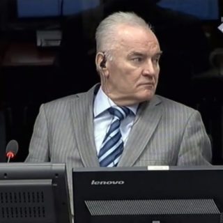 Ένοχος για γενοκτονία και εγκλήματα κατά της ανθρωπότητας ο Ράτκο Μλάντιτς, καταδικάζεται σε ισόβια κάθειρξη