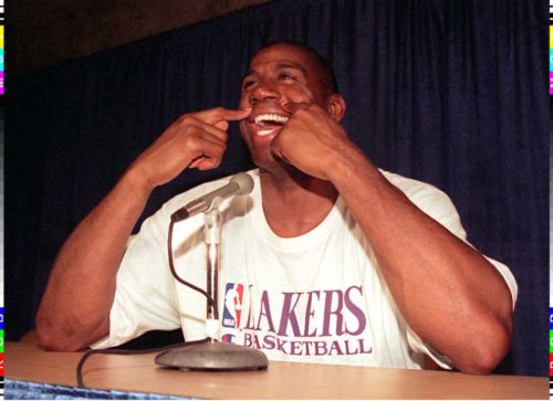 Σαν σήμερα ο Μάτζικ Τζόνσον αποκάλυψε ότι έχει AIDS