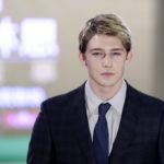 Ο Τζο Άλγουιν είναι το νέο πρόσωπο του οίκου Prada (εικόνες)