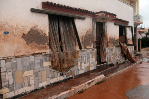 Μάνδρα: Στο έλεος της κακοκαιρίας 7 μήνες μετά τις σφοδρές πλημμύρες