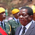 Ζιμπάμπουε: Ο νέος πρόεδρος Μνανγκάγκουα αποτίει φόρο τιμής στον «πατέρα του έθνους» Μουγκάμπε και υπόσχεται μείωση της φτώχειας