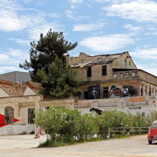 O βάτραχος και το σκαθάρι στην Αθήνα