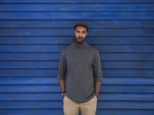 Jeff Gonzales: Ένας Μοντέρνος Αθηναίος για να Κουνήσει τον Κώλο αυτής της Πόλης