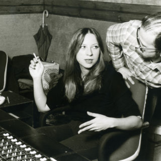 Ξεκινά σήμερα η καμπάνια crowdfunding για το ντοκιμαντέρ της Λένας Πλάτωνος