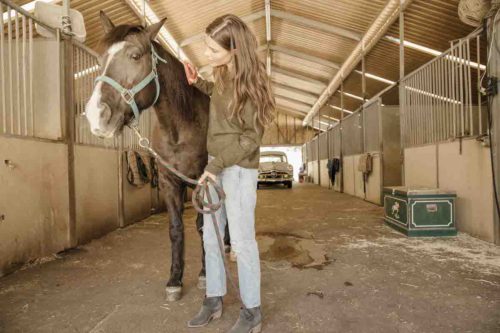 Τα λένε Deia, Ella και Porter και είναι τα φετινά μποτάκια TOMS